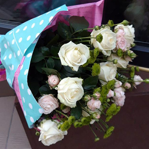 роза, спрей и хризантема букет в Харькове фото