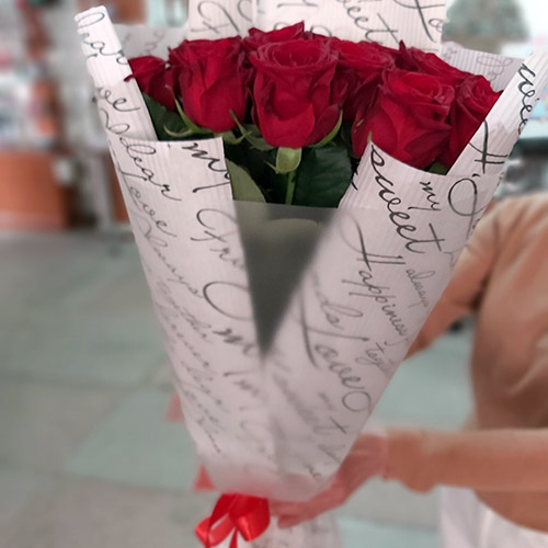 цветы и подарки к новому году в категории Розы | «Букетик Харьков»