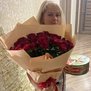 фото букета красных роз в Харькове